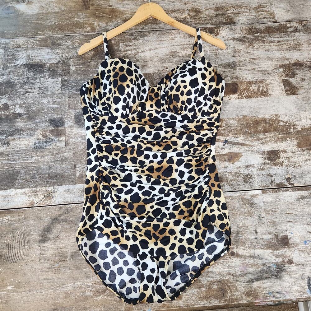 MIRACLESUIT One-Piece Swimsuit 14 Animal Cheetah Print Ruched Tummy Control